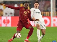 乐鱼官方网站 -欧联转会期再迎强敌，法兰克福更衣室发声，主帅态度：底气十足，轮换策略成焦点的简单介绍